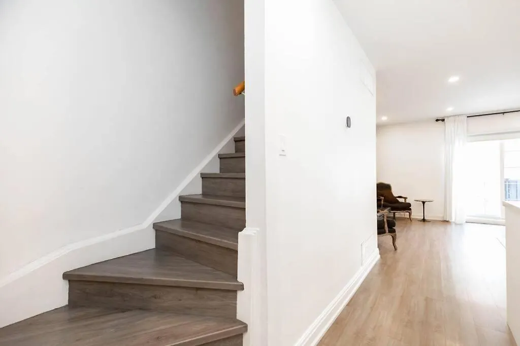 Holiday home Grand 3 Bedroom Toronto Victorian Entire Home